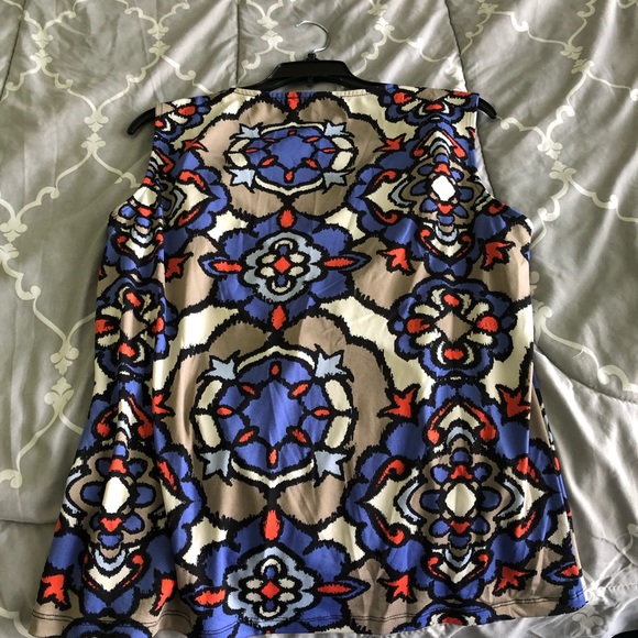 Top - Picture 5 of 5